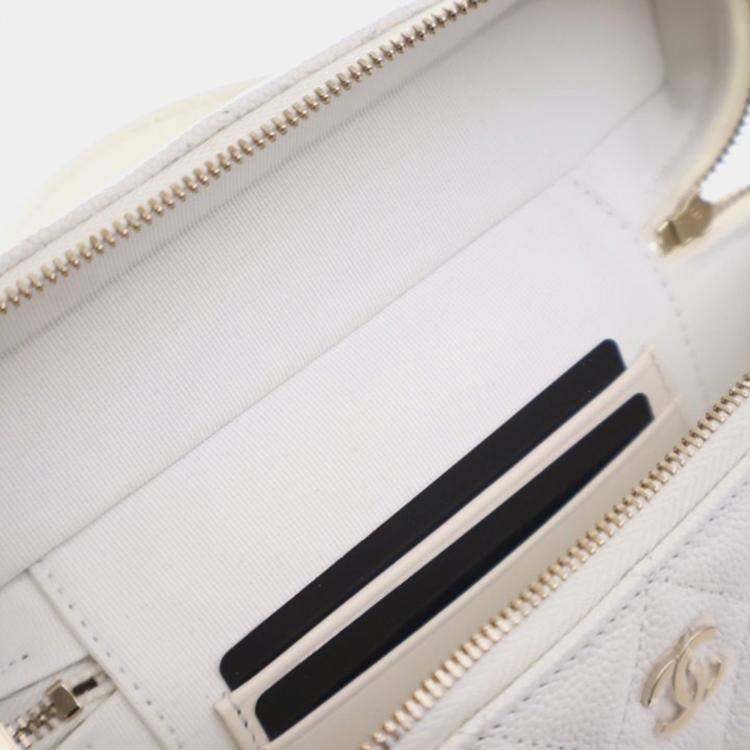 Pre Owned Chanel Caviar Slim Vanity Top Handle With Chain
