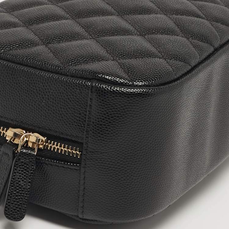 Pre Owned Chanel Medium Black Quilted Caviar Leather Curvy Cosmetic Case
