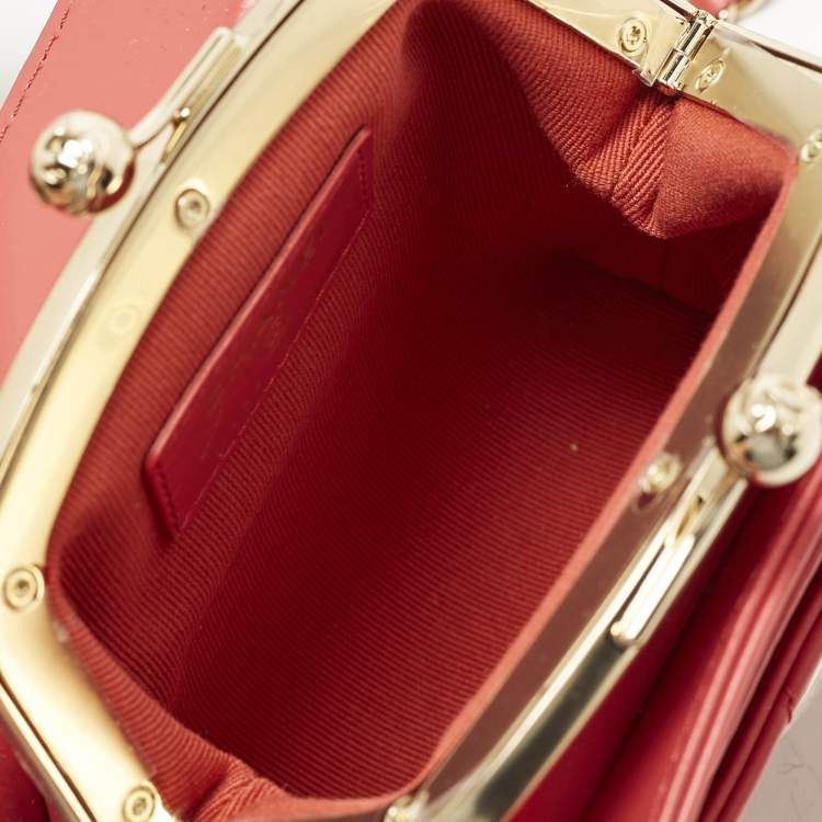 Pre Owned Chanel Red Quilted Leather Kiss Lock Chain Clutch