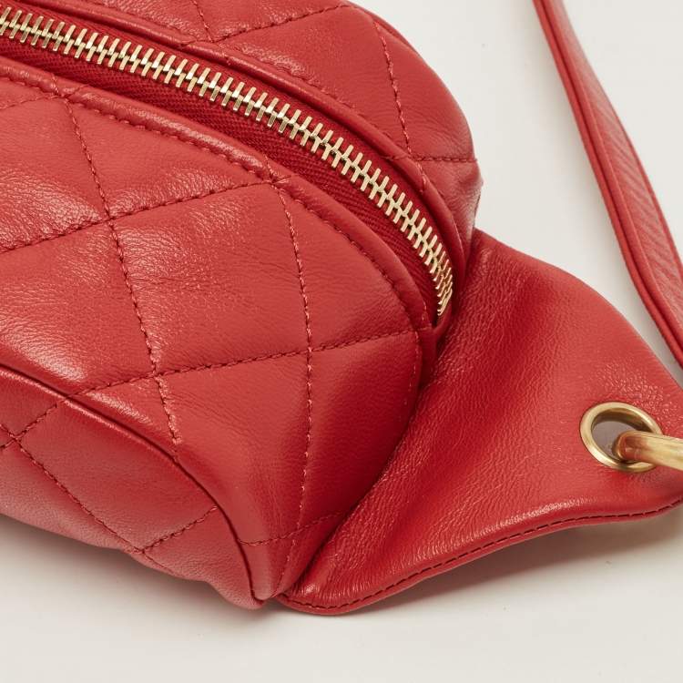 Pre Owned Chanel CC Red Quilted Leather Waist Bag