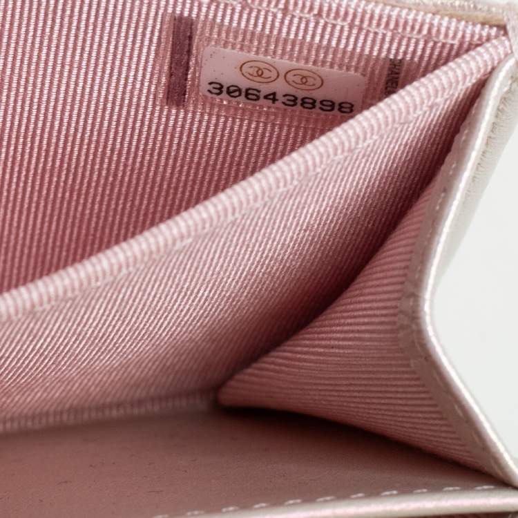 Pre Owned Chanel Metallic White Leather Card Holder with Chain