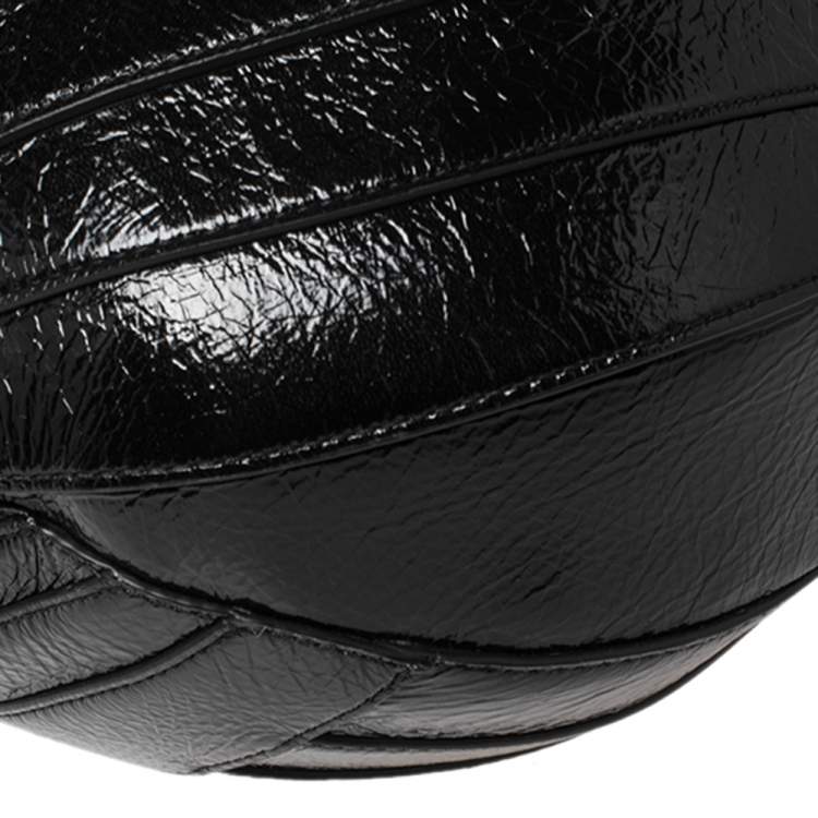 Pre Owned Chanel Black Crumpled Patent Leather Droplet Bag
