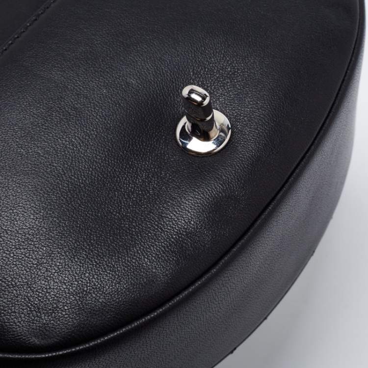 مملوكة مسبقًا Chanel  Black Leather Embellished Flap Saddle Bag