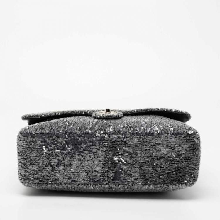 Pre Owned Chanel Grey/Black Sequins Small XXL Travel Flap Bag