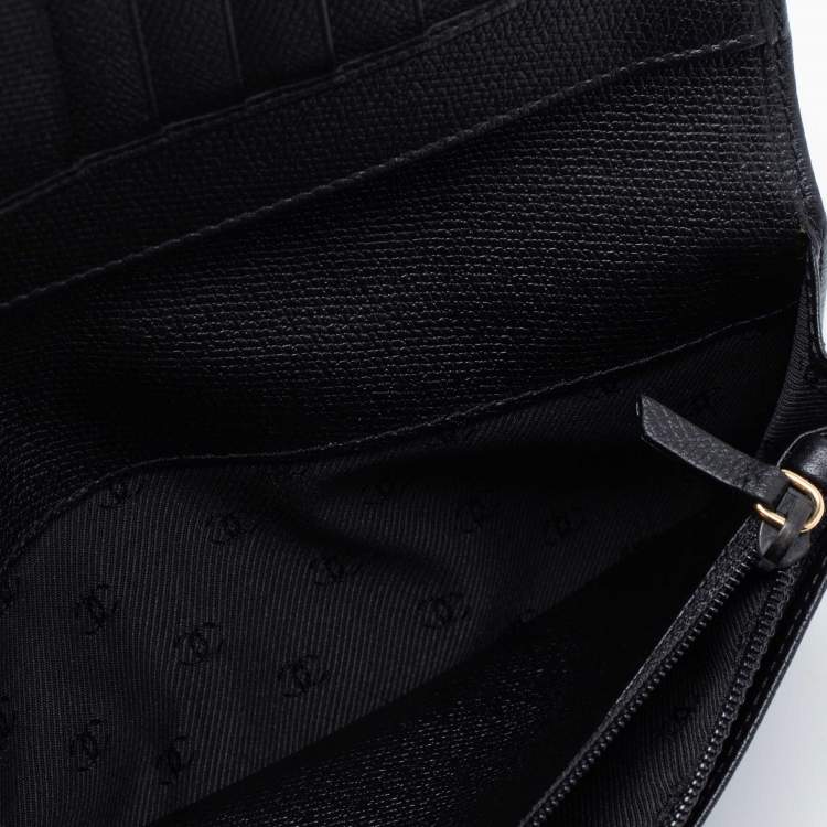 مملوكة مسبقًا Chanel Black Leather Vintage CC Long Bifold Wallet
