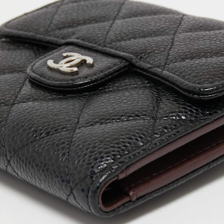 مملوكة مسبقًا Chanel Black Quilted Caviar Leather Classic Trifold Flap Wallet