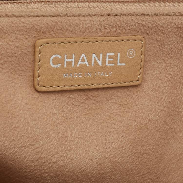 Pre Owned Chanel Beige Leather Large Studded Deauville Tote 