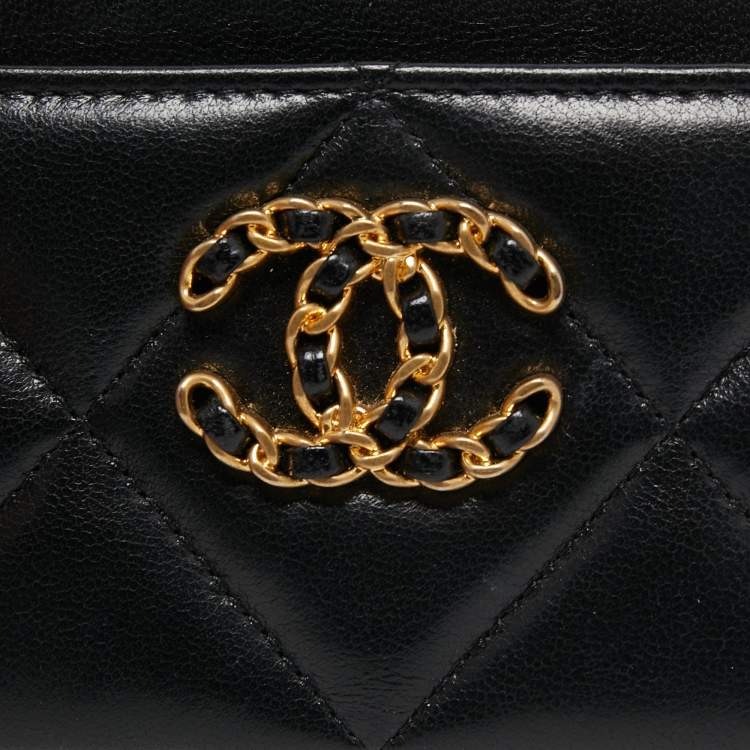 Pre Owned Chanel Black Quilted Leather Chanel 19 Card Holder