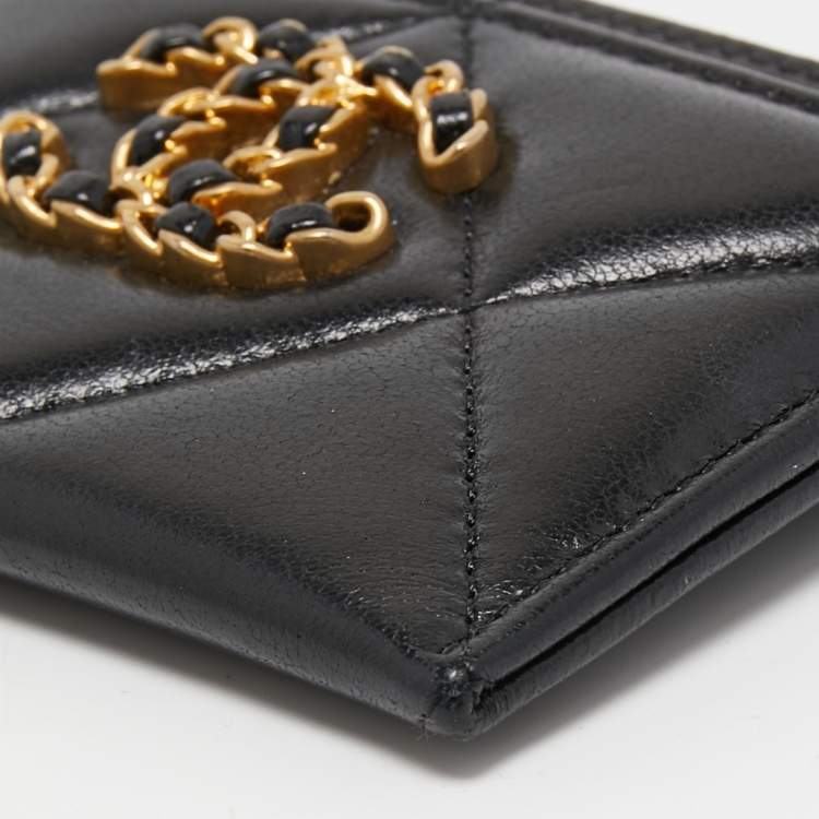 Pre Owned Chanel Black Quilted Leather Chanel 19 Card Holder