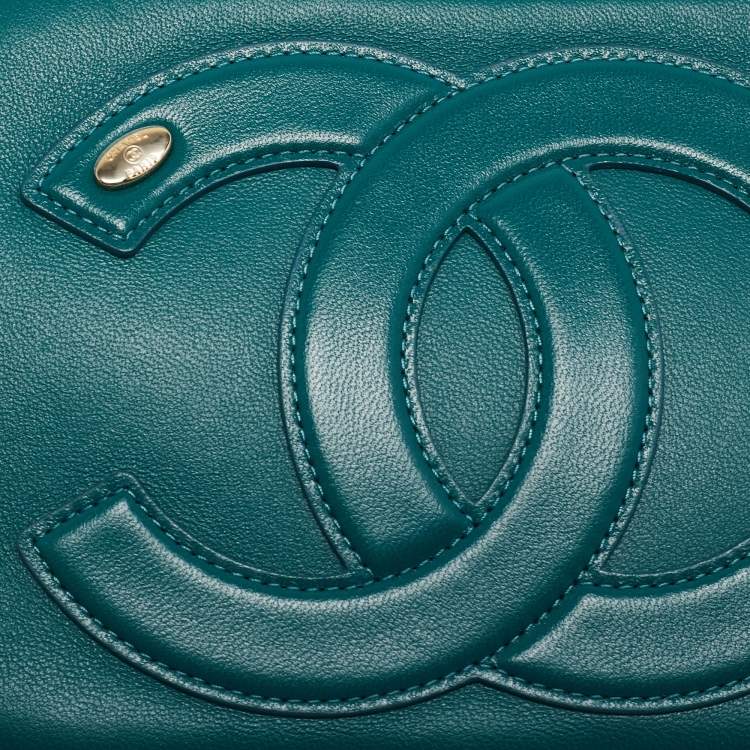 Pre Owned Chanel Green Leather CC Mania Waist Bag