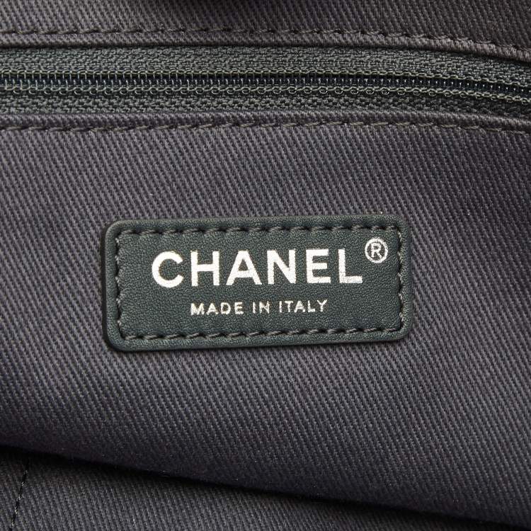Pre Owned Chanel Navy Blue Tweed Medium Deauville Tote