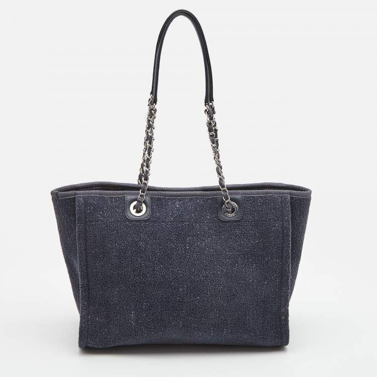 Pre Owned Chanel Navy Blue Tweed Medium Deauville Tote