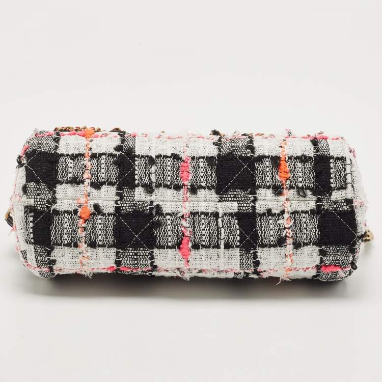 Pre Owned Chanel Multicolor Tweed and Leather Signature Bowling Bag 
