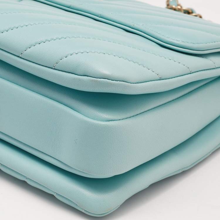 Pre Owned Chanel Green Chevron Leather Small Trendy CC Flap Top Handle Bag