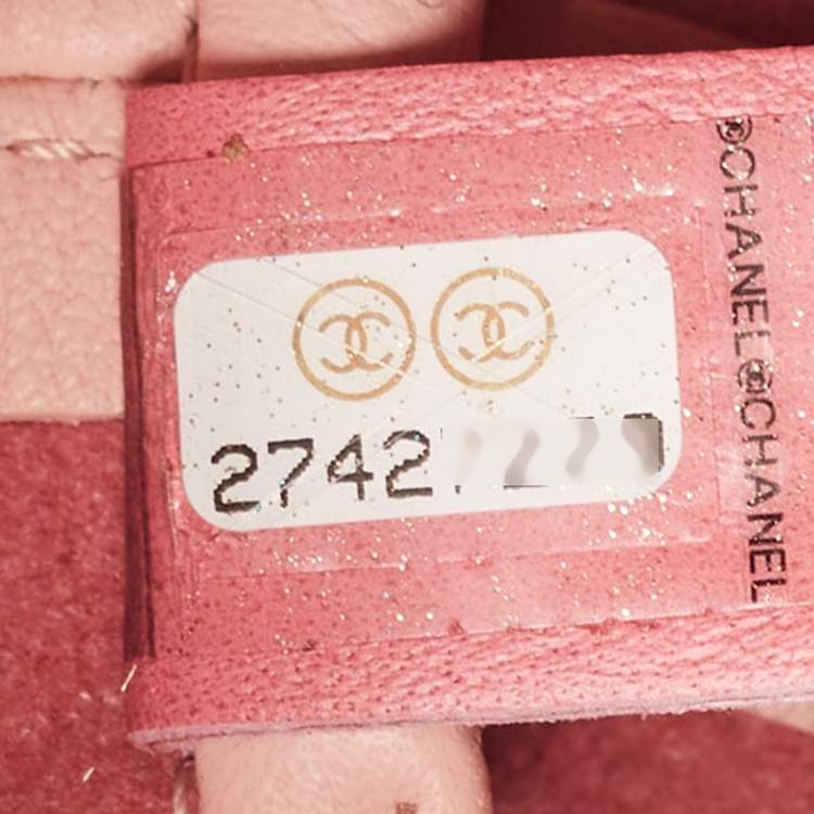 Pre Owned Chanel Pink Leather Eyelet Waist Bag