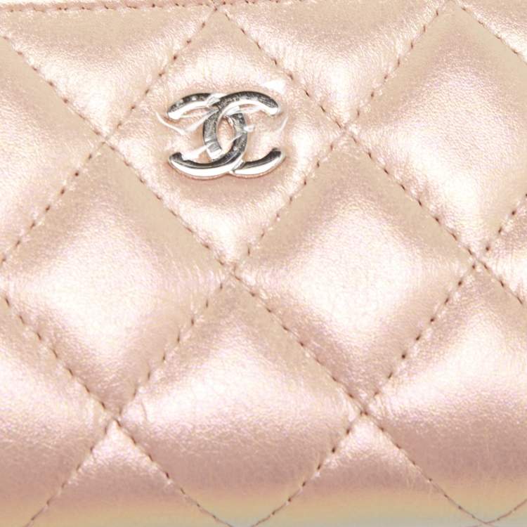 Pre Owned Chanel Pink Quilted Iridescent Leather CC Zip Coin Purse