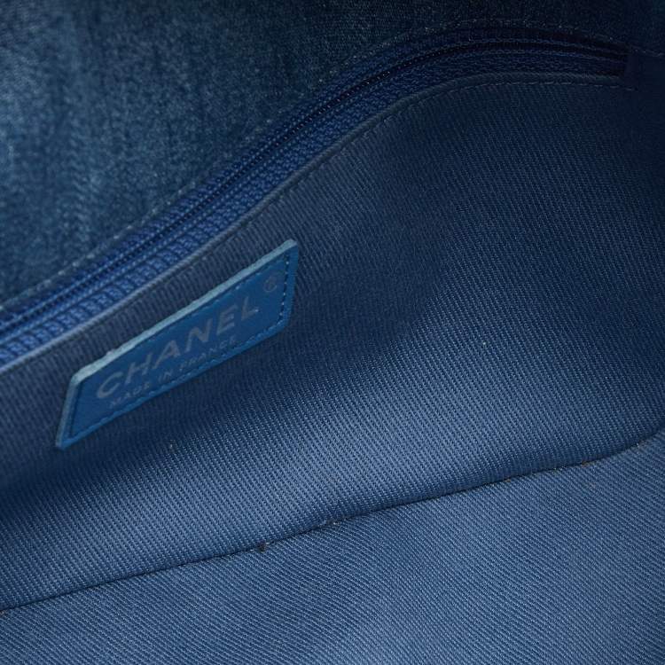 Pre Owned Chanel Blue Distressed Quilted Denim Medium Single Flap Bag