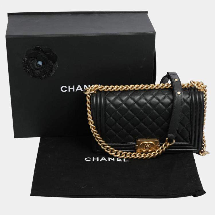 Pre Owned Chanel Black Calf Leather Quilted Medium Boy Shoulder Bags