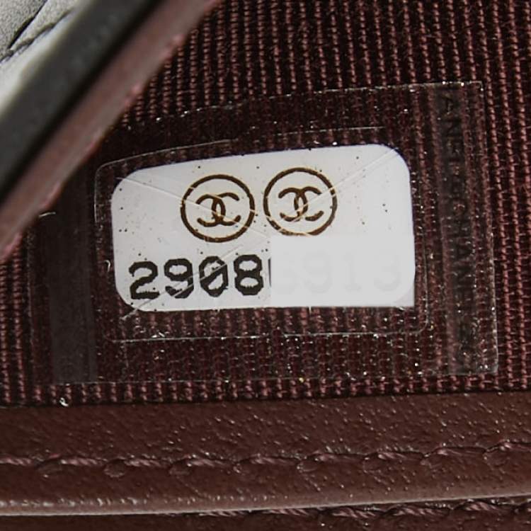 Pre Owned Chanel Black Quilted Leather CC Trifold Wallet