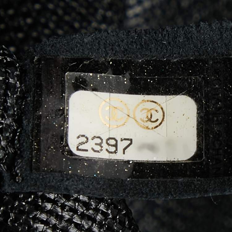 Pre Owned Chanel Blue Chevron Leather XXL Travel Flap Bag 