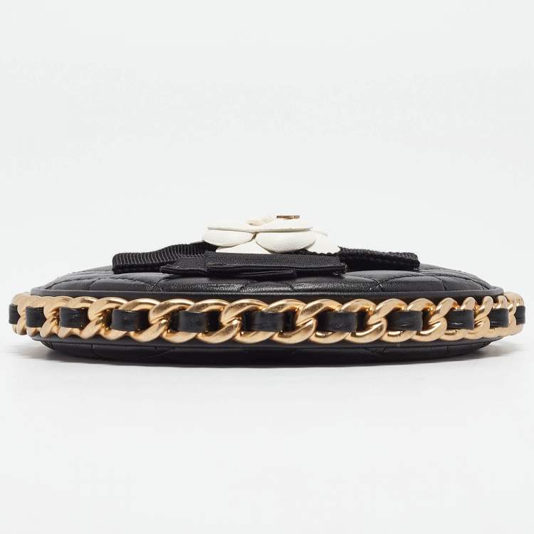Pre Owned Chanel Black Quilted Leather Mini Round Camellia Clutch