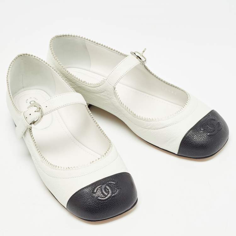 Pre Owned Chanel White/Black Leather CC Mary Jane Flats Size 36