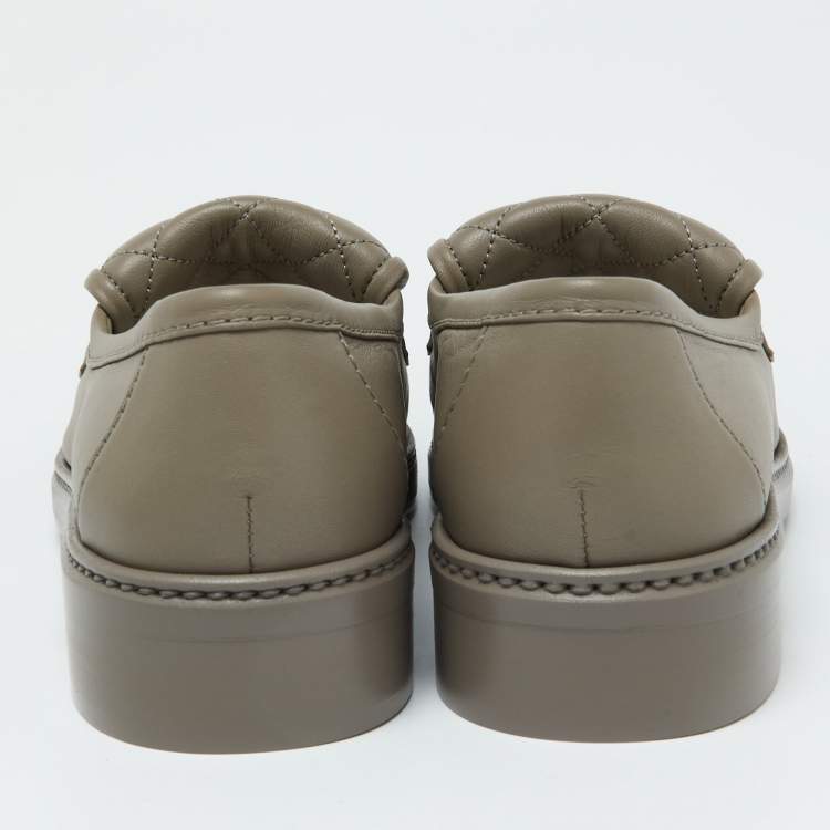 Pre Owned Chanel Grey Quilted Leather CC Turnlock Loafers Size 37.5