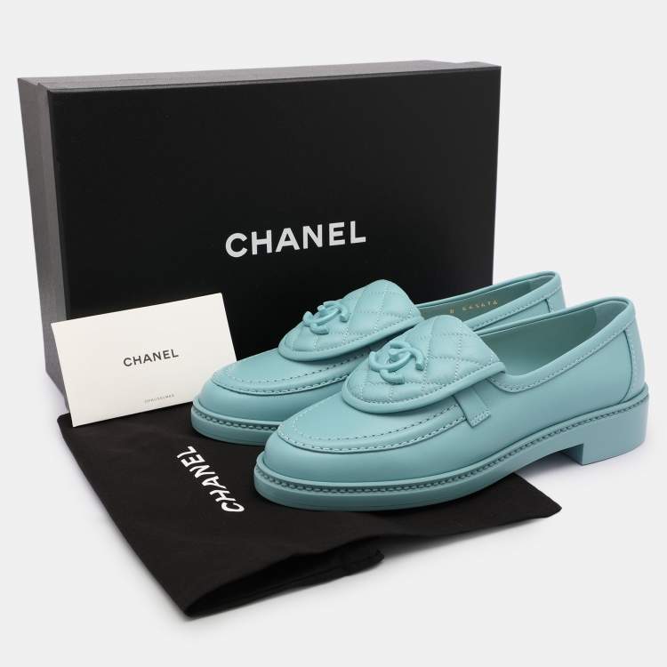 Pre Owned Chanel Blue Quilted Leather CC Turnlock Loafers Size 37.5