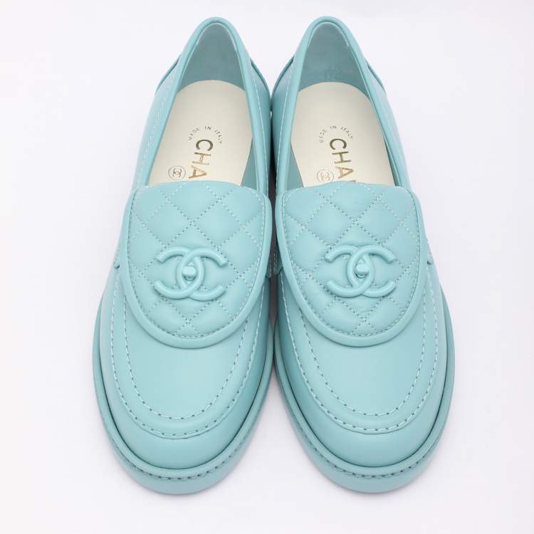 Pre Owned Chanel Blue Quilted Leather CC Turnlock Loafers Size 37.5