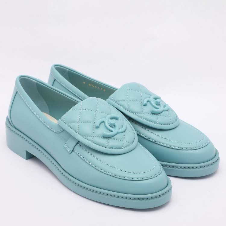 Pre Owned Chanel Blue Quilted Leather CC Turnlock Loafers Size 37.5