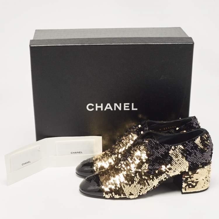 Pre Owned Chanel Gold/Black Sequins and Patent Leather CC Cap Toe Oxfords Size 38