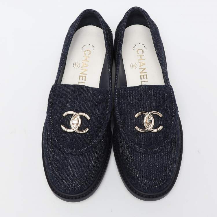 Pre Owned Chanel Navy Blue Denim CC Turnlock Loafers Size 36