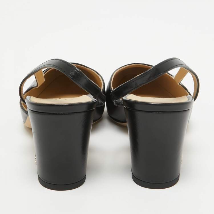 Pre Owned Chanel Black Leather and Fabric Cap Toe CC Slingback Pumps Size 39
