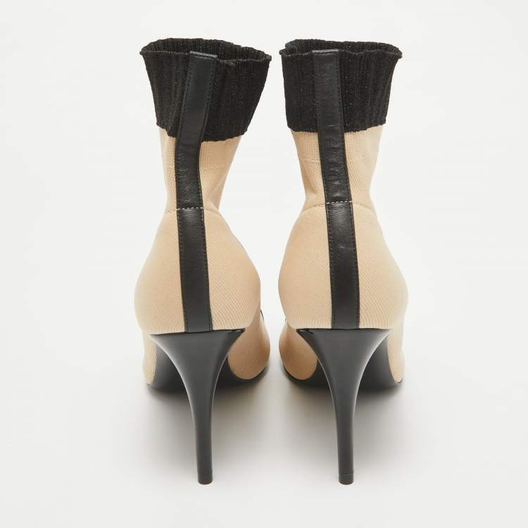 Pre Owned Chanel Beige/Black Knit Fabric and Patent Cap Toe CC Ankle Booties Size 39