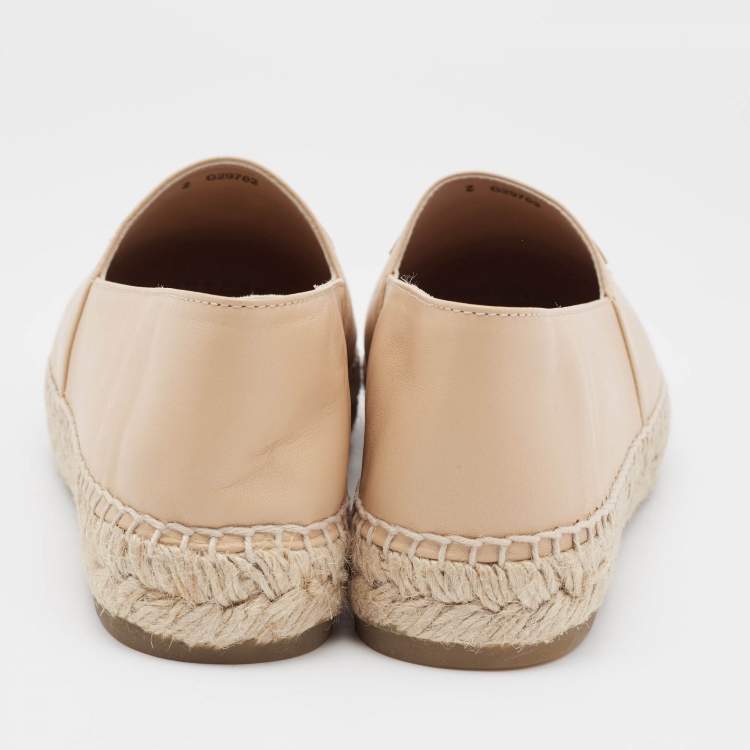 Pre Owned Chanel Beige/Black Leather CC Cap Toe Espadrille Flats Size 39