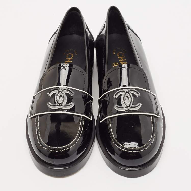 Pre Owned Chanel Black Patent Leather CC Slip On Loafers Size 38.5