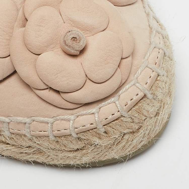 Pre Owned Chanel Light Beige Nubuck Leather CC Camellia Espadrille Flats Size 41