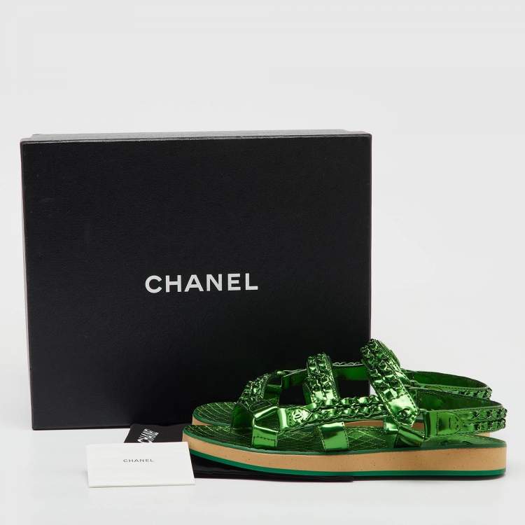 Pre Owned Chanel Green Metallic Leather CC Chain Link Flat Sandals Size 39