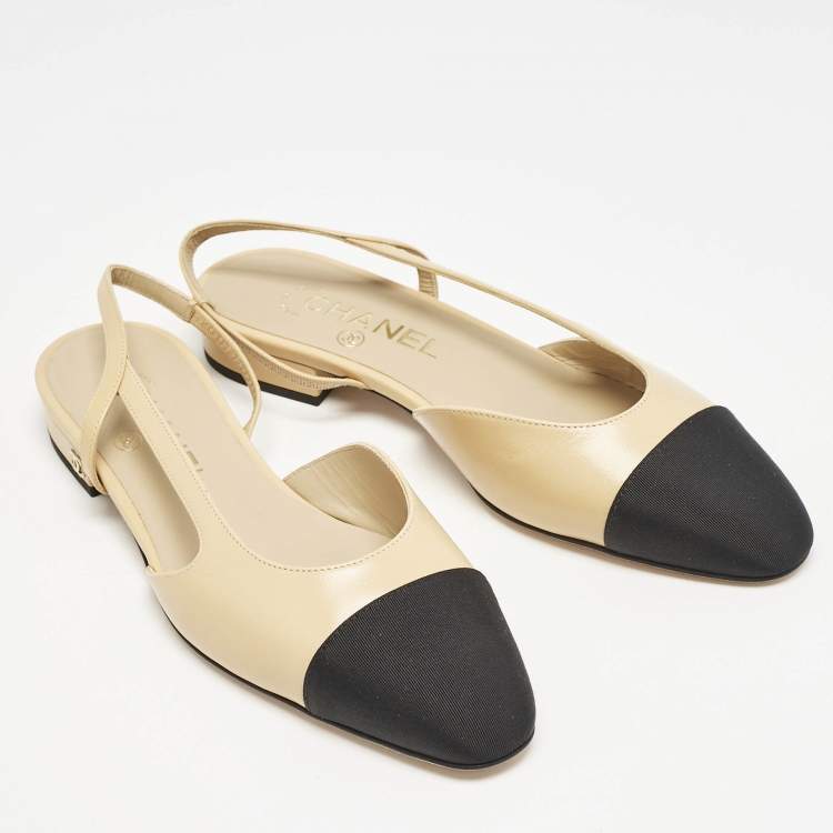 Pre Owned Chanel Beige/Black Leather and Grosgrain Cap Toe Slingback Flats Size 37