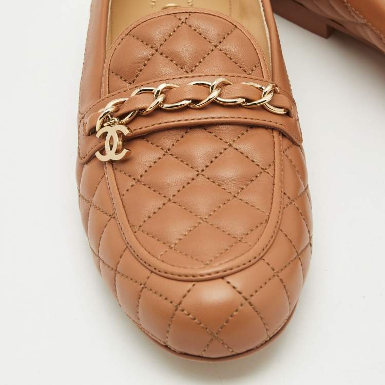 Pre Owned Chanel Brown Quilted Leather CC Chain Loafers Size 37.5