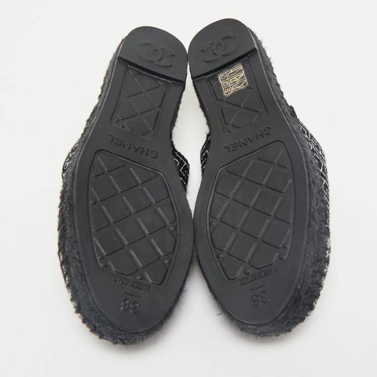 Pre Owned Chanel Black/White Tweed CC Espadrille Mules  Size 36