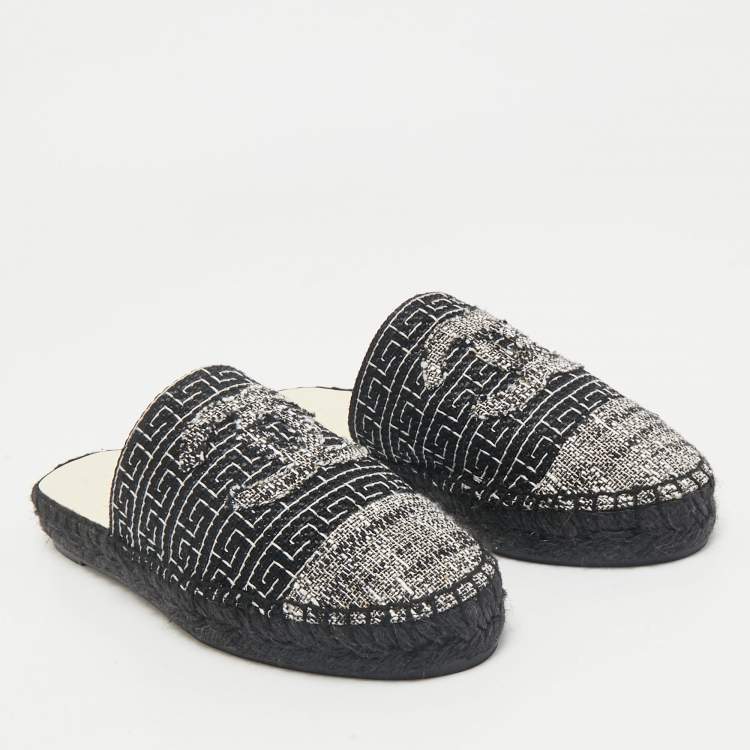Pre Owned Chanel Black/White Tweed CC Espadrille Mules  Size 36