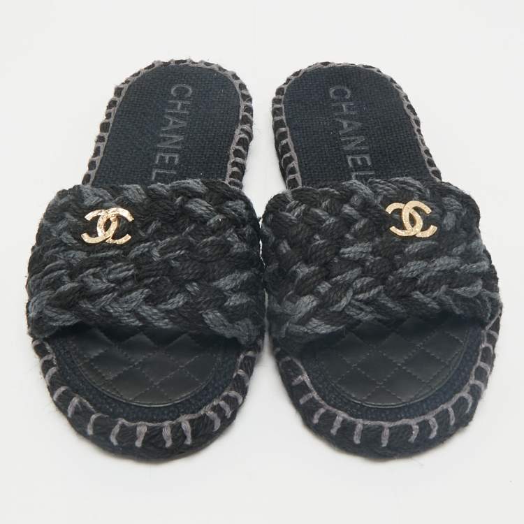 Pre Owned Chanel Two Tone Tweed Interlocking CC logo Flat Slides Size 41