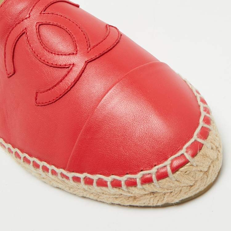 Pre Owned Chanel Red Leather CC Logo Espadrilles Size 37