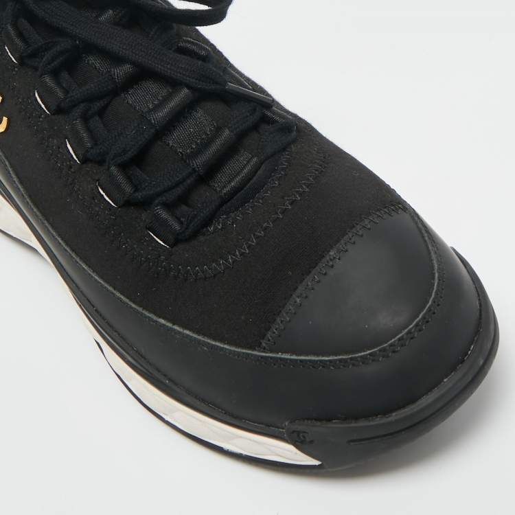 Pre Owned Chanel Black Fabric and Leather CC Low Top Sneakers Size 38