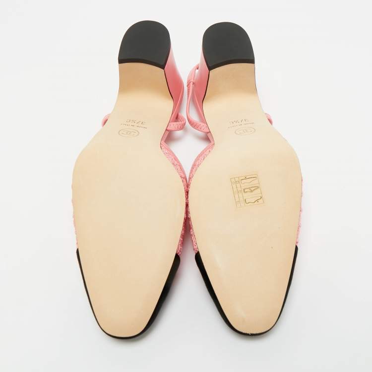 Pre Owned Chanel Pink/Black Leather and Grosgrain Cap Toe Slingback Pumps Size 37.5