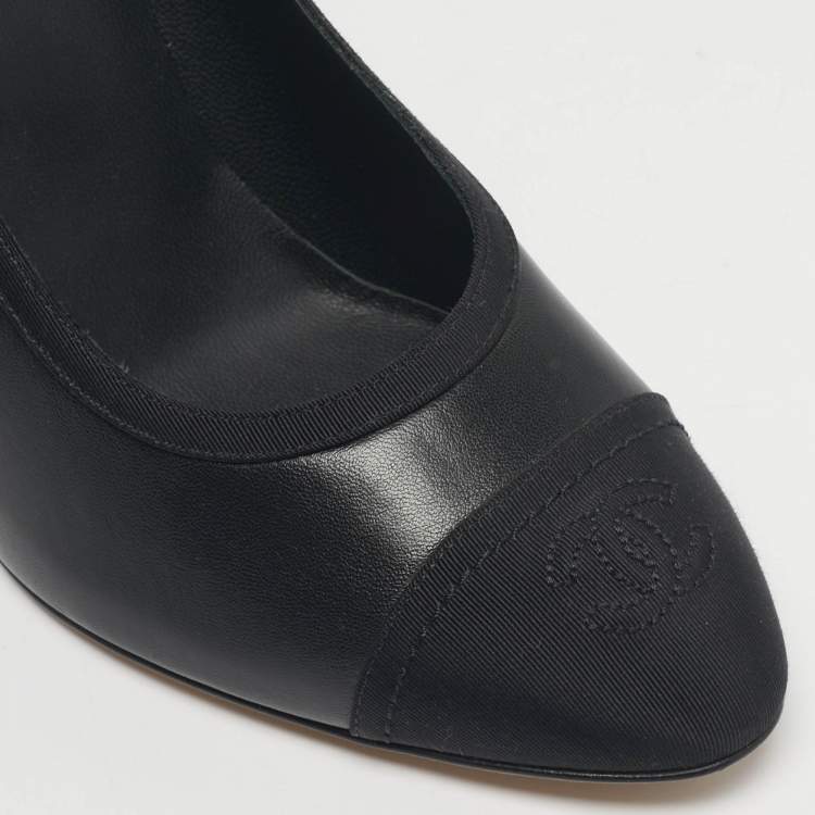 Pre Owned Chanel Black Canvas and Leather CC Cap Toe Pumps Size 41.5