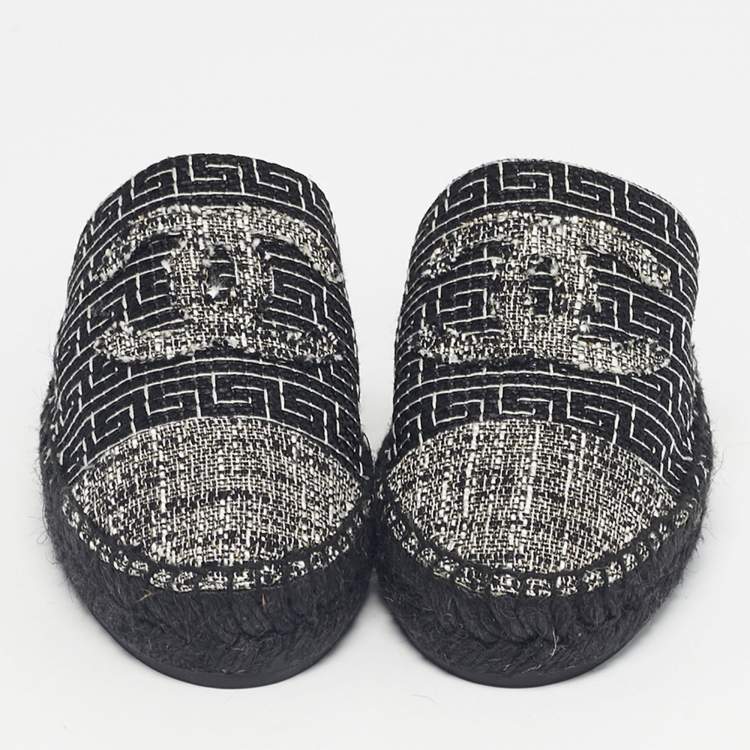 Pre Owned Chanel Black/White Tweed CC Espadrille Mules  Size 36