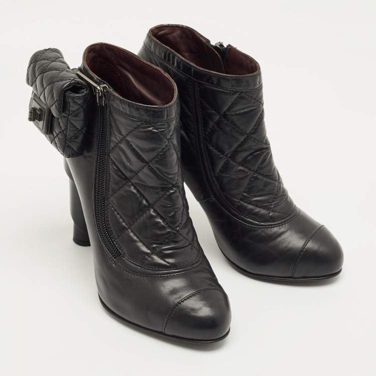 Pre Owned Chanel Black Leather CC Cap Toe  Ankle Length Boots Size 36.5