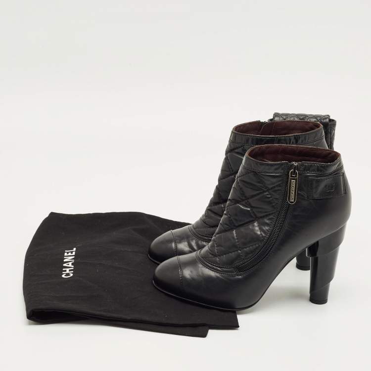 Pre Owned Chanel Black Leather CC Cap Toe  Ankle Length Boots Size 36.5